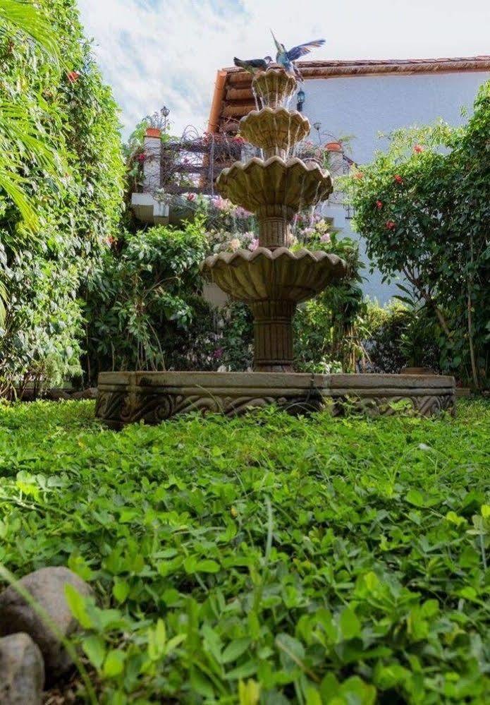 Hotel La Posada Del Sol Гранада Экстерьер фото