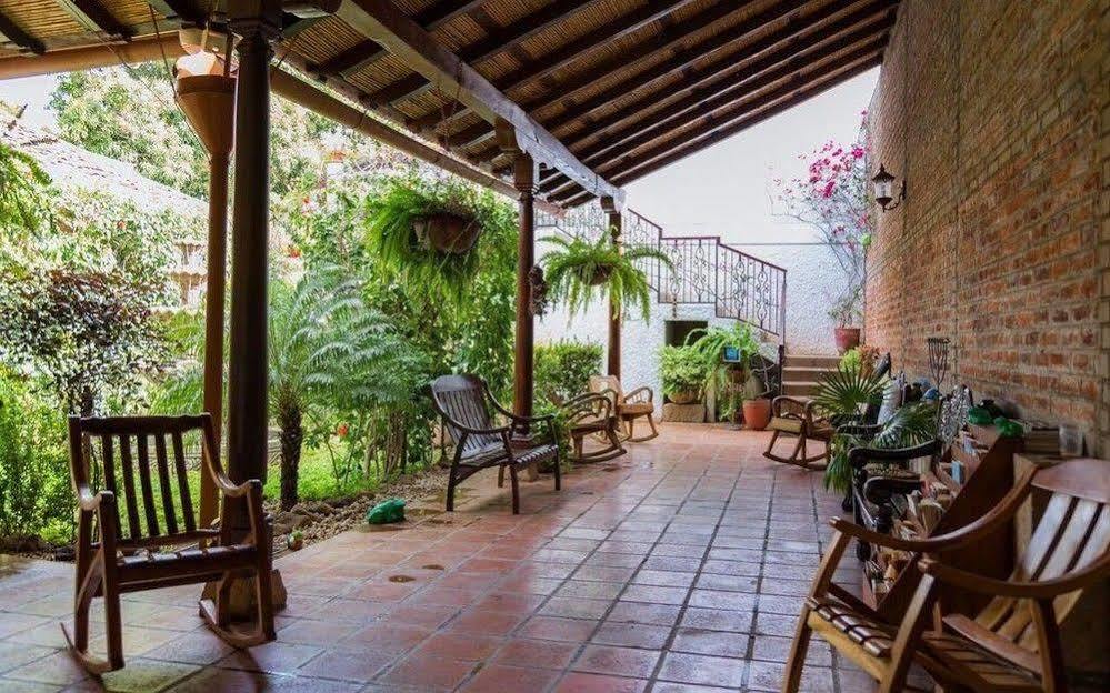 Hotel La Posada Del Sol Гранада Экстерьер фото